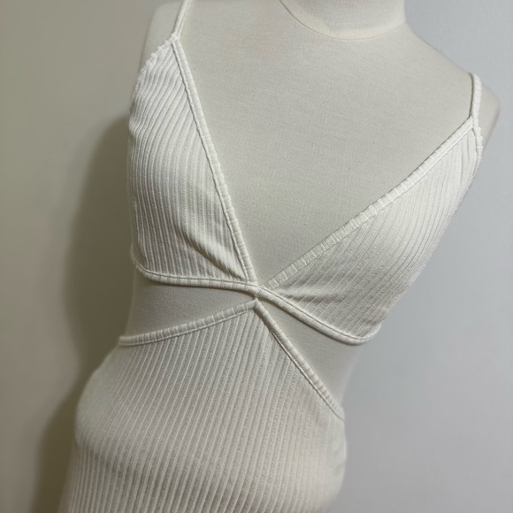 Bec + Bridge Selene V Maxi Dress - Picture 11 of 11